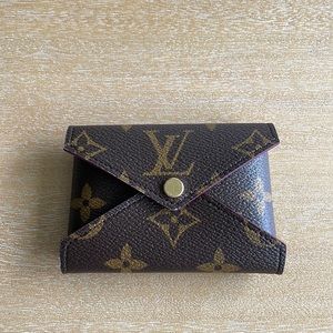 Louis Vuitton Kirigami Small Pochette